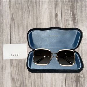 AUTHENTIC GUCCI OVERSIZED NUDE SUNGLASSES *NEW*